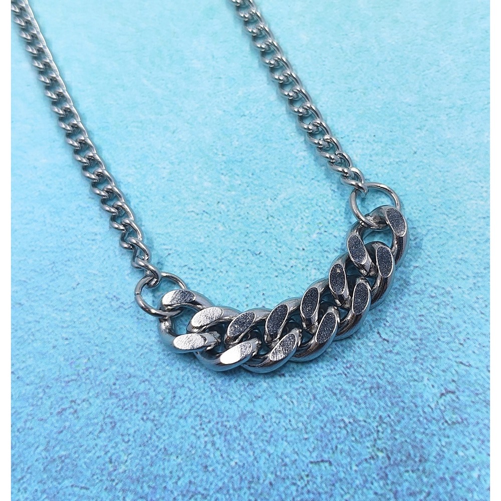 Silver-Tone Chunky Curve Chain Necklace